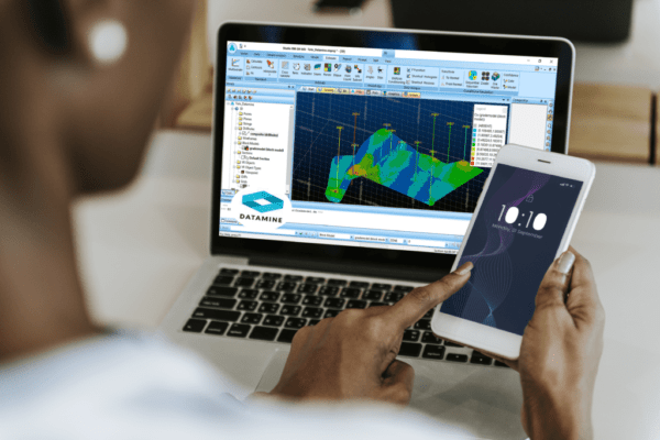 Formation datamine studio Rm : Modélisation et estimation de ressources
